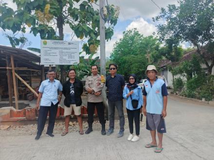 Ulu-Ulu Segoroyoso Dampingi Disnakertrans DIY Monev Pembangunan Corblok Danais